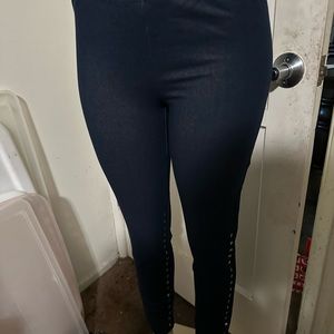 New size xl leggings jean look with silver embellishments